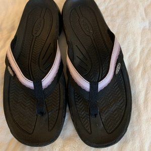 Keen Flip Flops - Kona Flip Size 9